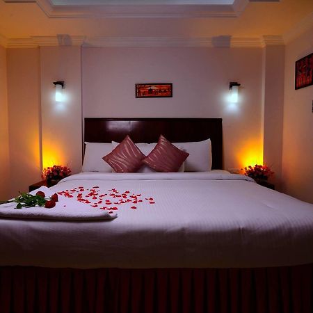 Hotel Sps Kings Way à Thiruvananthapuram Extérieur photo